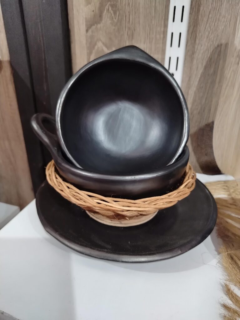 IMG_20251114_144348_edit_44838099002842 - Yaneth Calderon